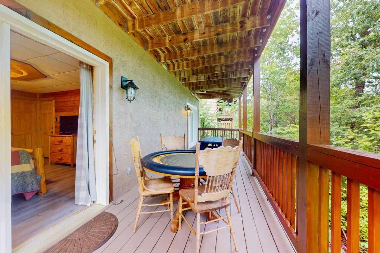 Moose Tracks Lodge พิเจนฟอร์จ ภายนอก รูปภาพ